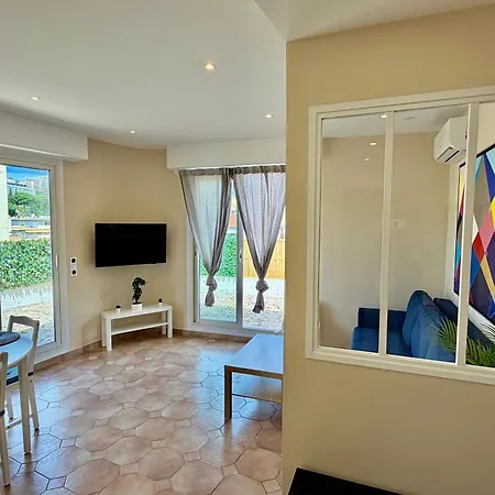 Promenade Des Californie Ac Apartman